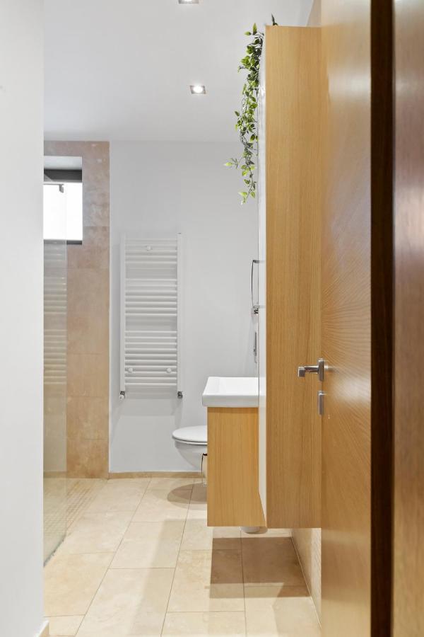City Heart Retreat Elegant Apartment บูคาเรสต์ ภายนอก รูปภาพ