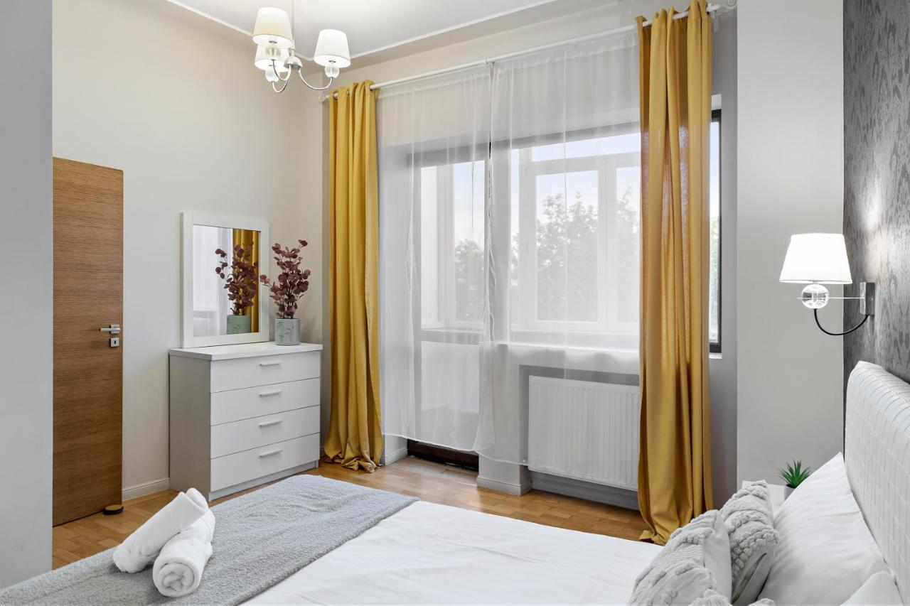 City Heart Retreat Elegant Apartment บูคาเรสต์ ภายนอก รูปภาพ